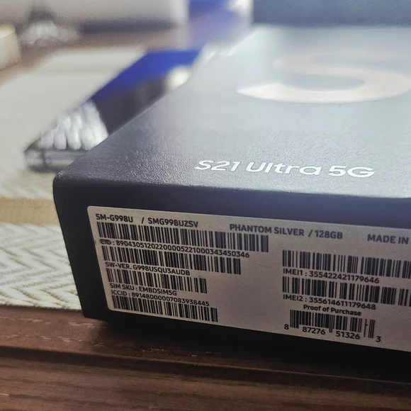 Samsung S21 Ultra 5G Black Smartphone  with Screen Protector & Phone Case - Picture 6 of 6